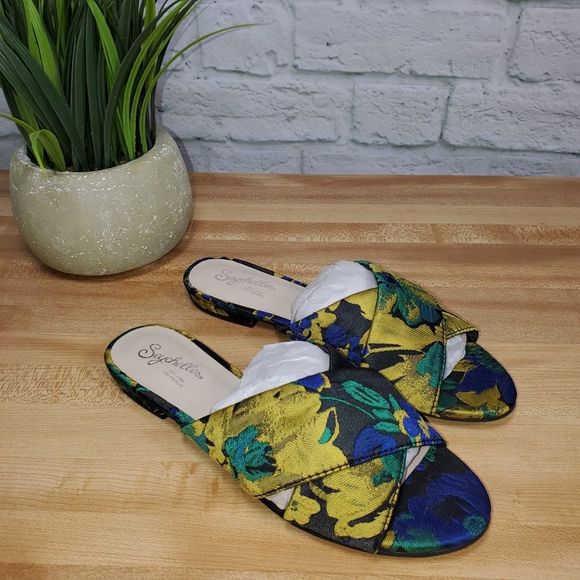 Seychelles Shoes - Seychelles Continental Black Multi Slides Sz 6